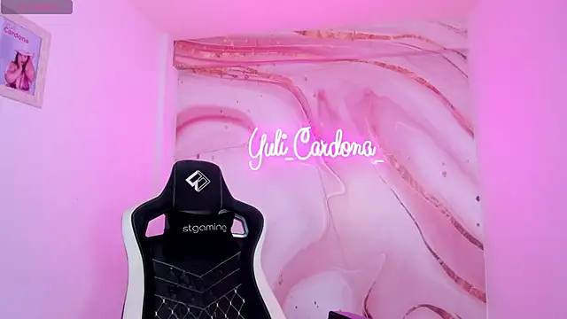 YuliCardona  online show from February 25, 3:45 pm