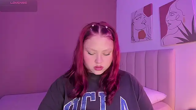 Snapshot of YuliCardona_ chatting on October 10, 9:04 pm YuliCardona online show from October 10, 9:04 pm
