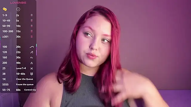Snapshot of YuliCardona_ chatting on October 17, 7:48 pm YuliCardona online show from October 17, 7:48 pm
