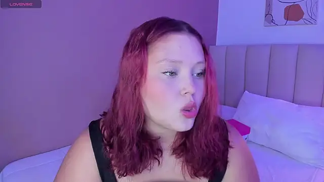 Snapshot of YuliCardona_ chatting on October 4, 7:37 pm YuliCardona online show from October 4, 7:37 pm
