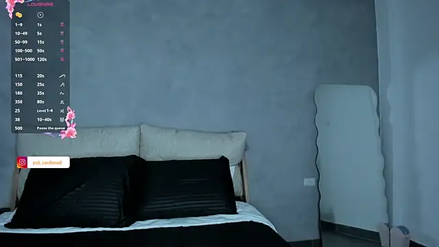 Snapshot of YuliCardona_ chatting on June 5, 7:41 pm YuliCardona online show from June 5, 7:41 pm