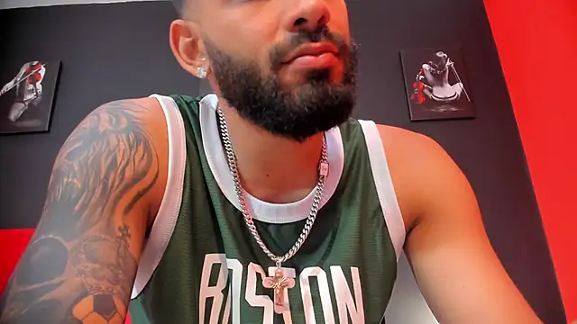 Snapshot of Thiagogomez chatting on January 13, 3:36 pm Thiagogomez online show from January 13, 3:36 pm