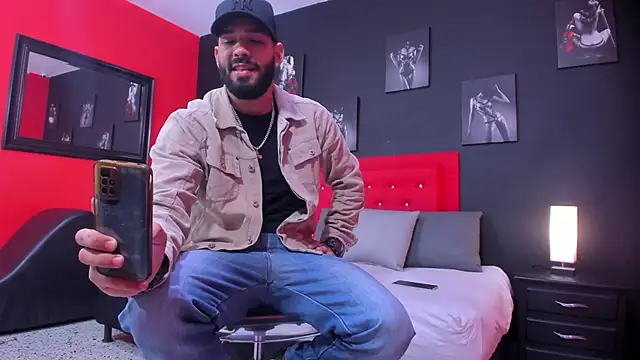 Thiagogomez online show from November 6, 12:31 pm