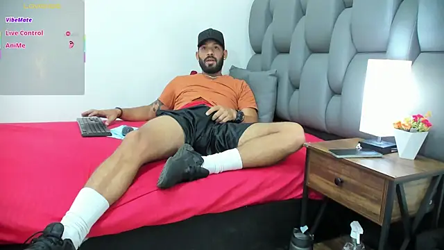 Thiagogomez online show from February 26, 7:25 pm