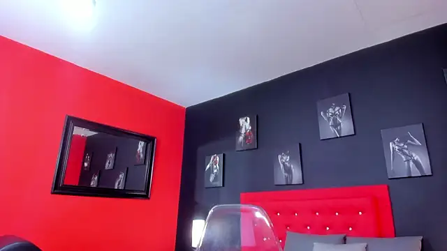 Snapshot of Thiagogomez chatting on October 14, 12:28 pm Thiagogomez online show from October 14, 12:28 pm