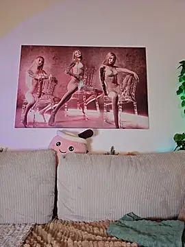 LessiaMia online show from February 20, 9:06 pm