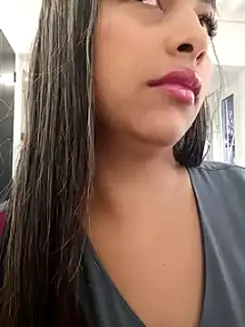 Snapshot of ViolettAndCandy chatting on September 11, 1:11 pm ViolettAndCandy online show from September 11, 1:11 pm