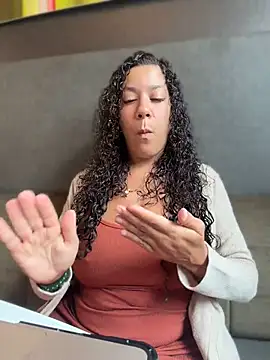 Bigbuttbrooklynn online show from May 28, 4:02 pm