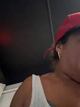 Bigbuttbrooklynn online show from April 26, 7:44 pm
