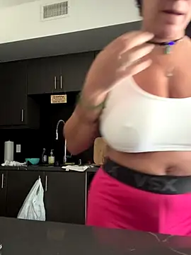 Bigbuttbrooklynn online show from September 29, 3:50 pm