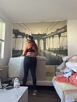 Bigbuttbrooklynn online show from December 16, 9:08 pm