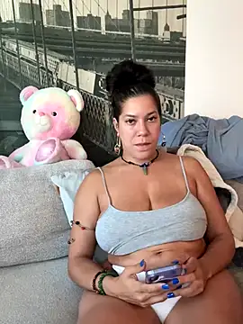 Bigbuttbrooklynn online show from October 15, 6:38 pm