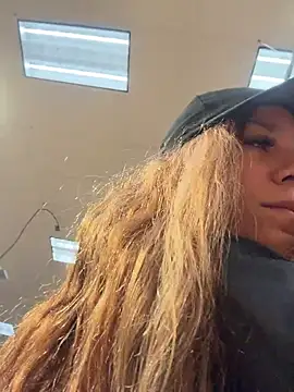 Bigbuttbrooklynn online show from December 15, 1:17 pm