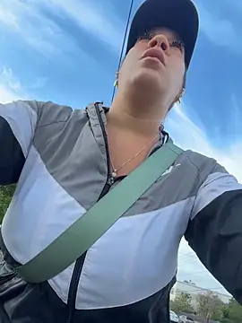 Bigbuttbrooklynn online show from April 9, 2:56 pm