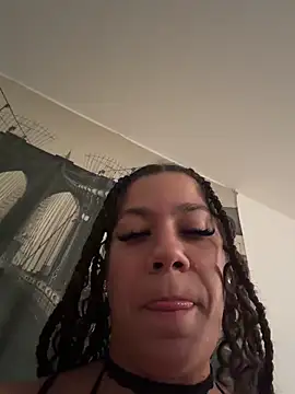 Bigbuttbrooklynn online show from March 3, 5:25 am