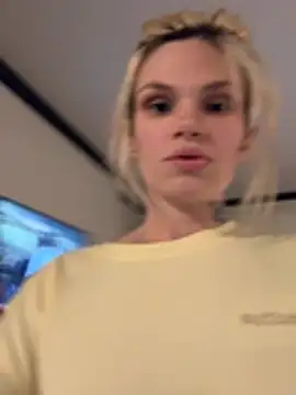 Diamondmodel95 online show from June 6, 5:23 am