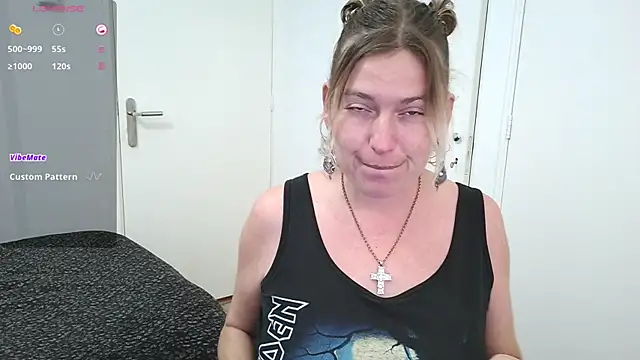 cumfun online show from December 4, 1:32 pm