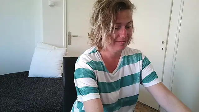 cumfun online show from April 26, 2:47 pm