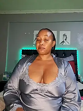 Toya P online show from September 20, 7:30 pm