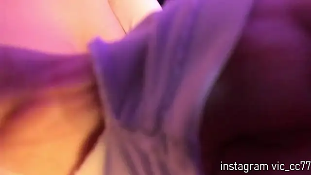 victoriamoon1 online show from February 5, 5:36 am