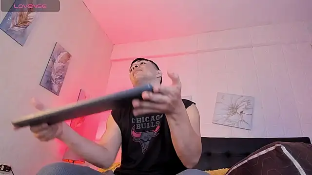 JUANDIAMONDS98 online show from November 4, 1:48 pm