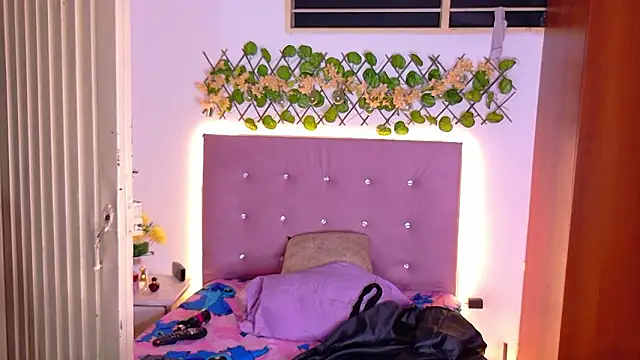 Snapshot of choco_dessert_ chatting on February 3, 6:40 am choco dessert online show from February 3, 6:40 am