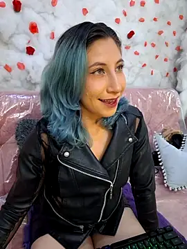 Snapshot of SkarletJhonson_ chatting on September 10, 3:05 am SkarletJhonson online show from September 10, 3:05 am