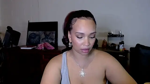 SashaEstrella online show from October 27, 6:47 am