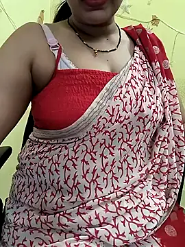 Snapshot of lovely_zara chatting on February 5, 5:31 pm lovely zara online show from February 5, 5:31 pm