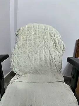 Snapshot of lovely_zara chatting on March 1, 7:41 am lovely zara online show from March 1, 7:41 am