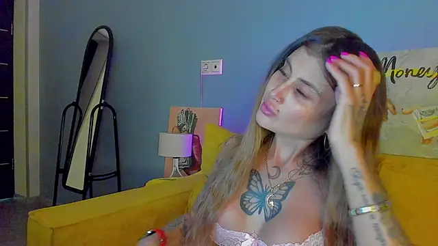 Snapshot of Patricia_Cox chatting on October 26, 8:20 pm Patricia Cox online show from October 26, 8:20 pm