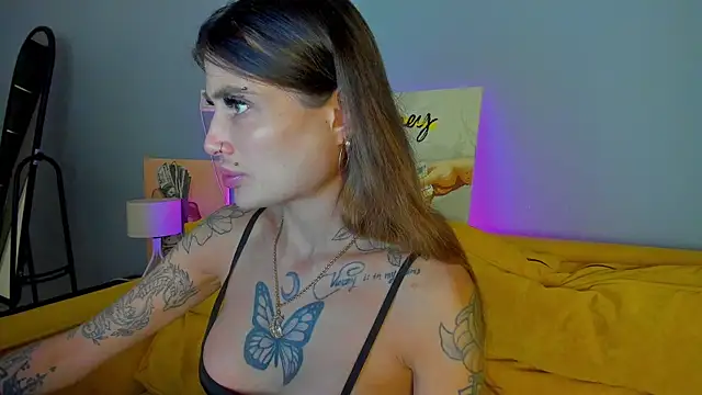 Patricia Cox online show from February 25, 6:41 pm