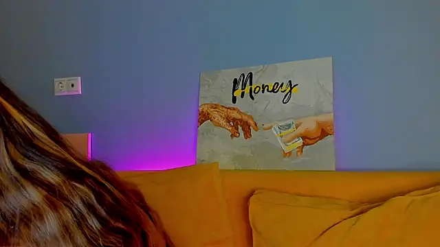 Patricia Cox online show from January 18, 7:28 pm