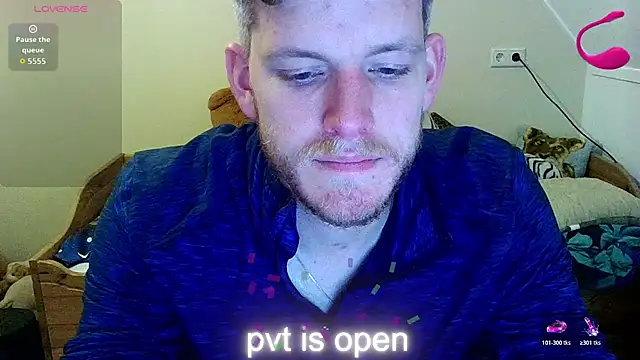 Love Bert online show from October 31, 9:22 pm