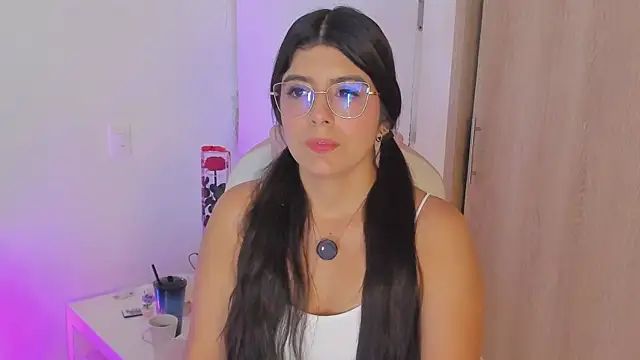 Snapshot of AnastaciaBlake chatting on October 26, 10:10 pm AnastaciaBlake online show from October 26, 10:10 pm