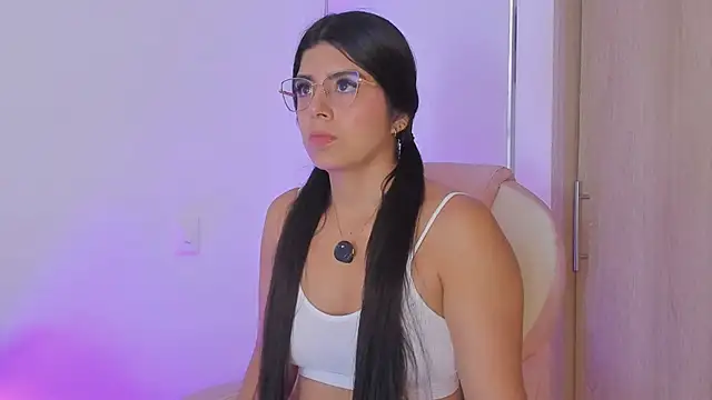 Snapshot of AnastaciaBlake chatting on October 30, 11:19 am AnastaciaBlake online show from October 30, 11:19 am