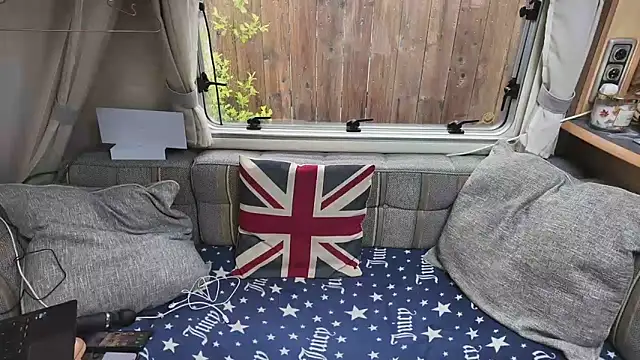 British  Rosie online show from May 19, 7:48 am