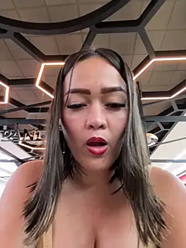 Snapshot of Danielavegax chatting on March 15, 2:14 am Danielavegax online show from March 15, 2:14 am