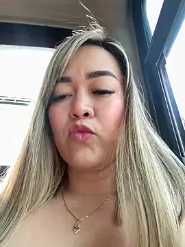 Snapshot of Danielavegax chatting on September 17, 9:06 pm Danielavegax online show from September 17, 9:06 pm