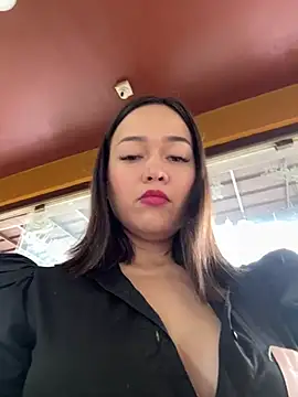 Snapshot of Danielavegax chatting on March 13, 9:59 pm Danielavegax online show from March 13, 9:59 pm