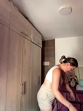 Snapshot of Danielavegax chatting on October 17, 9:27 pm Danielavegax online show from October 17, 9:27 pm