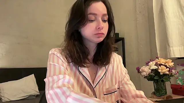 Snapshot of _liatris_ chatting on March 8, 2:40 pm liatris online show from March 8, 2:40 pm