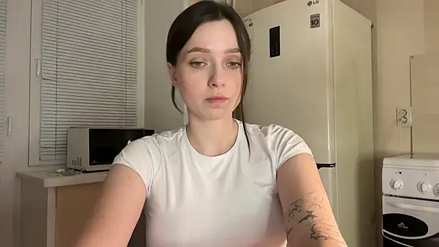 Snapshot of _liatris_ chatting on September 28, 2:57 pm liatris online show from September 28, 2:57 pm