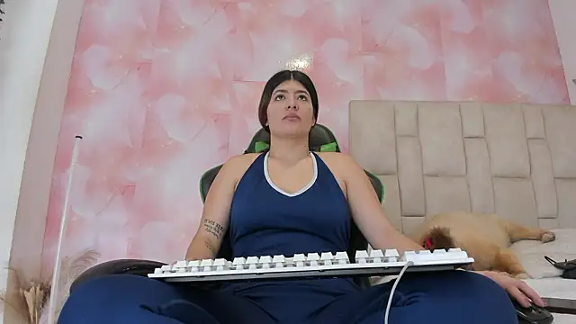 aida rose  online show from March 12, 10:47 pm