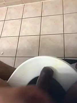 Lun4chuut online show from March 8, 2:30 pm