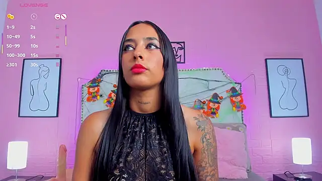 charlotte kisss online show from October 23, 7:23 pm