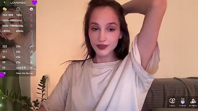 Snapshot of Fleur_Delis chatting on December 27, 7:35 pm Fleur Delis online show from December 27, 7:35 pm