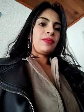 Snapshot of Astrid-- chatting on June 17, 3:11 pm Astrid-- online show from June 17, 3:11 pm