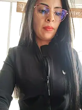 Astrid-- online show from November 28, 7:58 pm