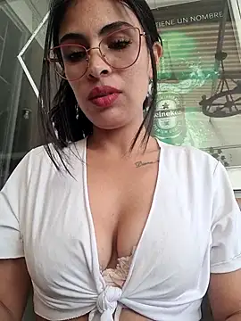 Astrid-- online show from April 29, 7:09 pm